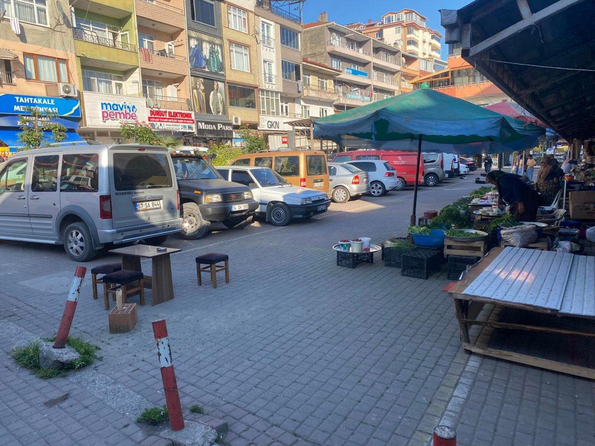 Zonguldak'taki pazarcılardan bakımsızlık tepkisi
