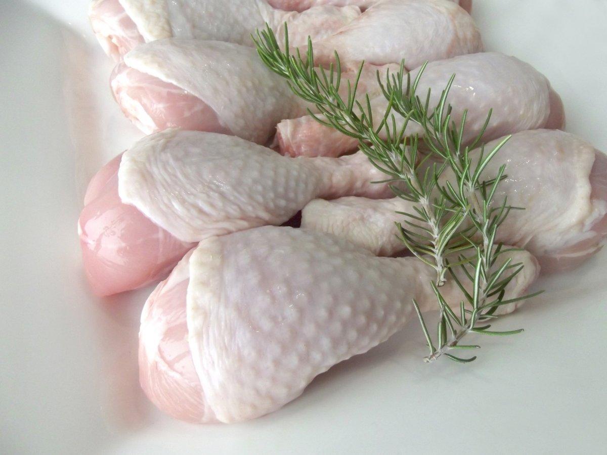 Asla çiğ yenmemesi gereken 10 besin