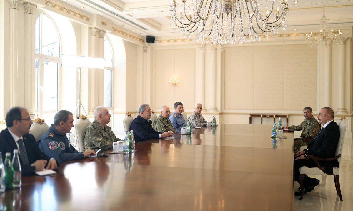 Hulusi Akar ve komuta kademesi, İlham Aliyev ile görüştü