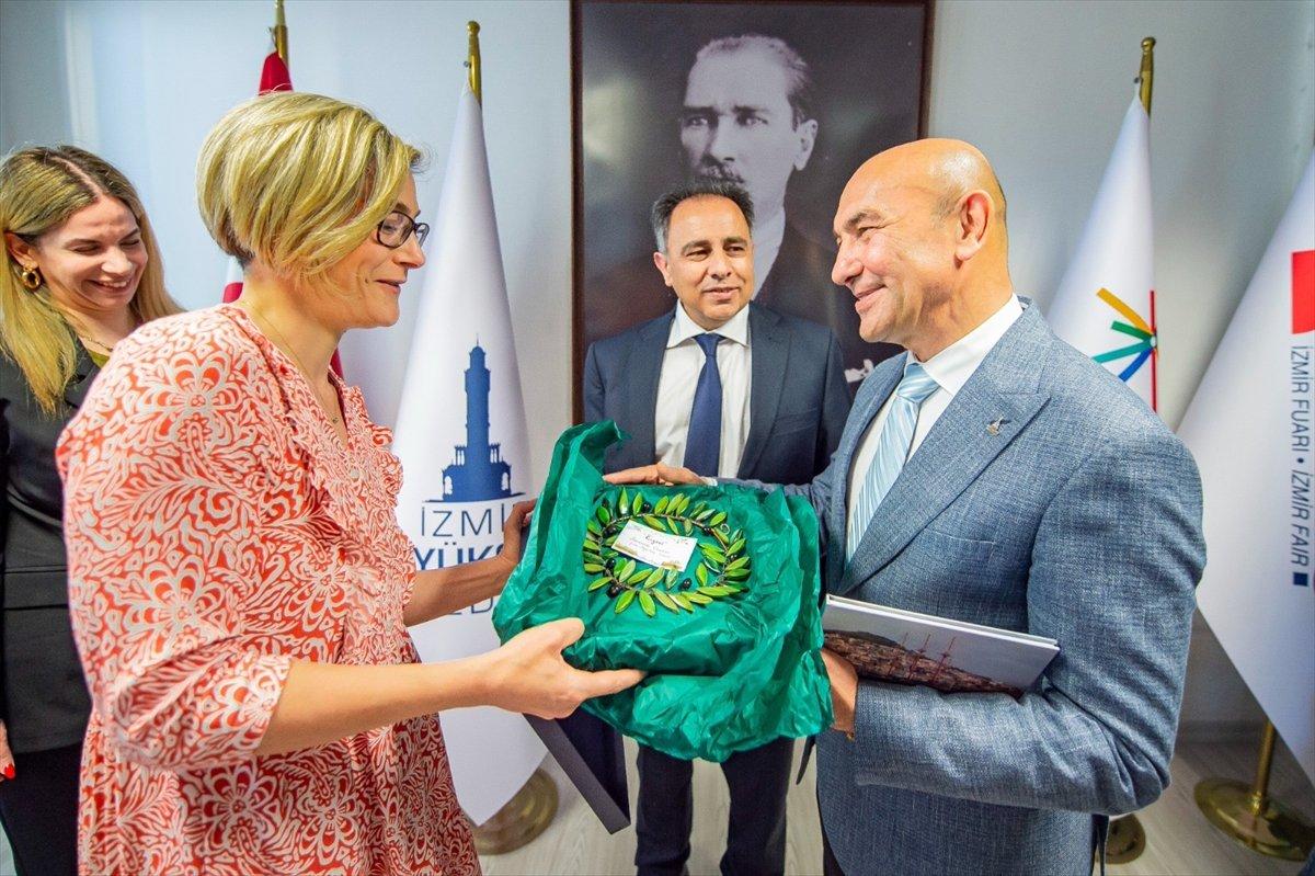 İzmir ve Midilli arası vapur seferleri başlıyor: Fiyat 50 euro