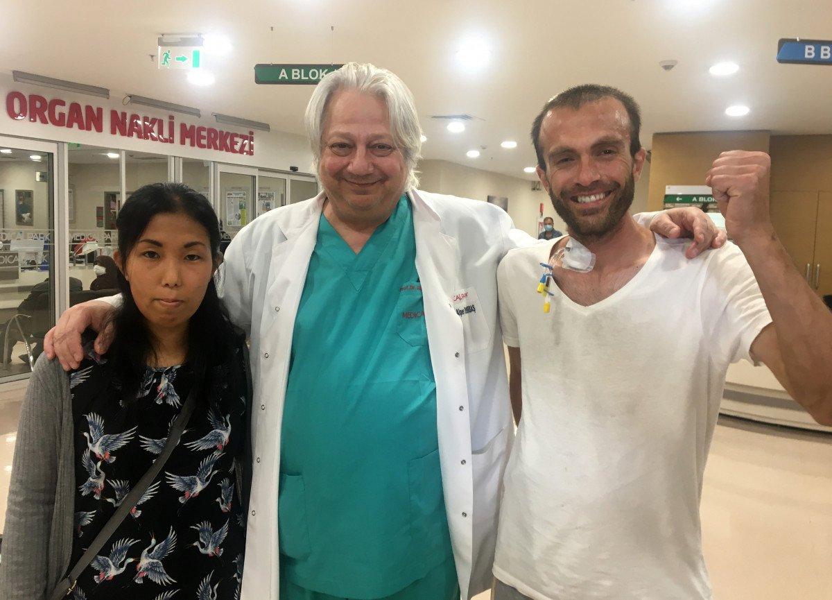 Antalya'da Japon gelin, Türk eşine böbreğini verdi