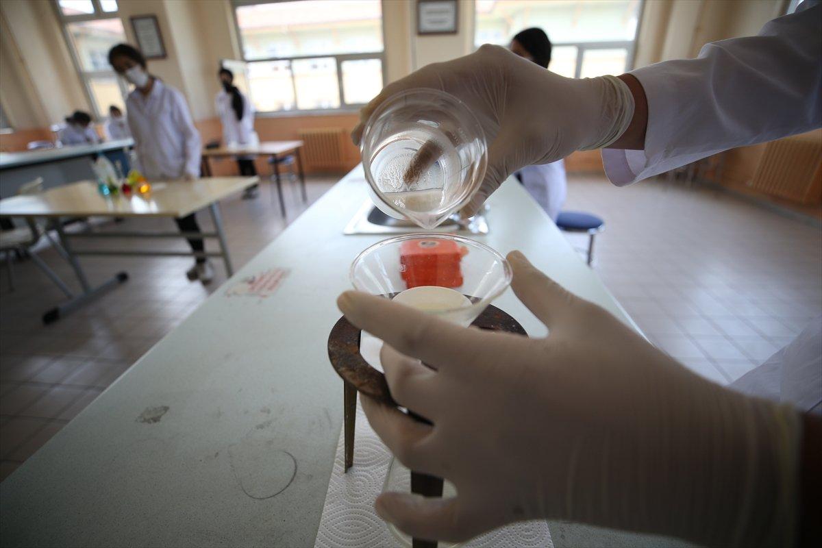 Balıkesir'de lise öğrencileri, gıda güvenliği eğitimi alıyor