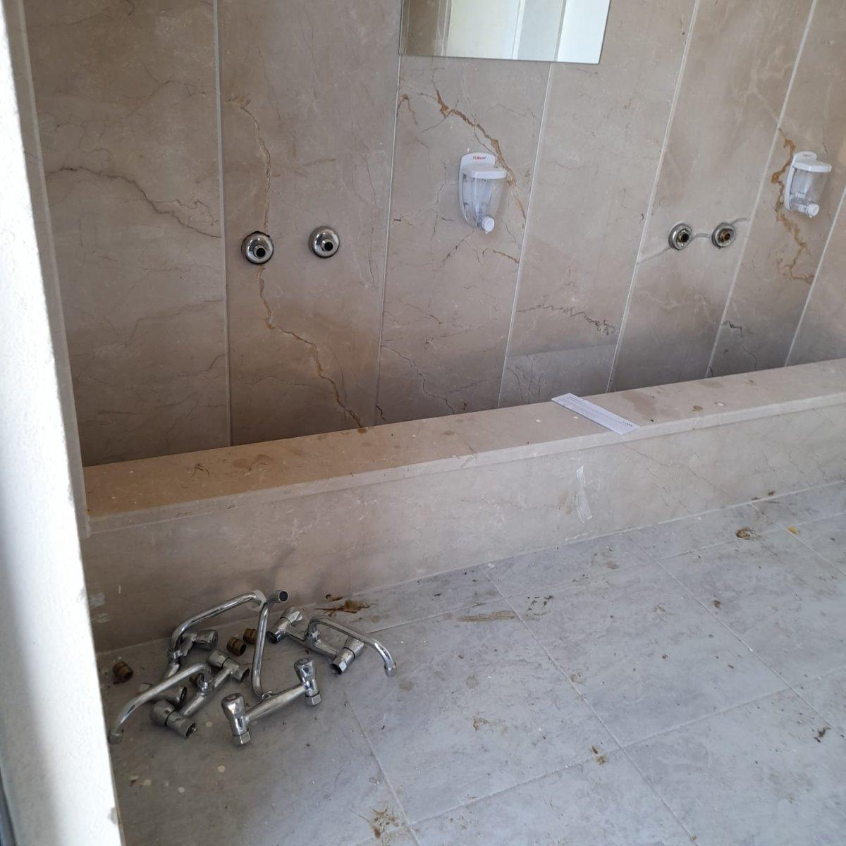 Kocaeli’de, mesire alanındaki direkleri devirip kablo çalan 3 şüpheli yakalandı