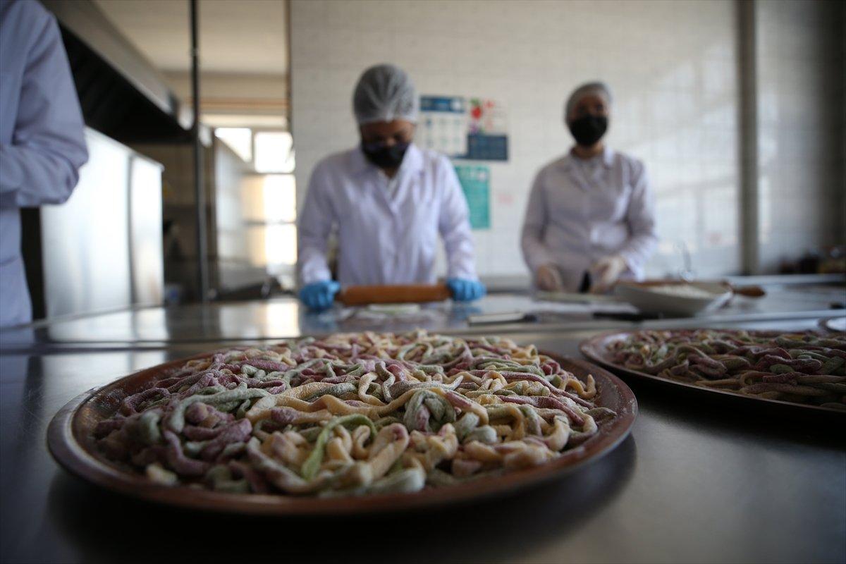 Balıkesir'de lise öğrencileri, gıda güvenliği eğitimi alıyor