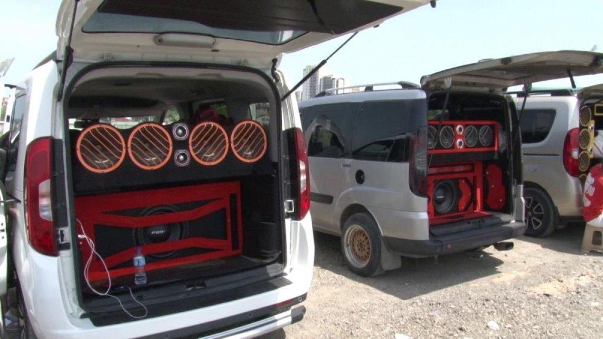 Modifiye tutkunları İstanbul'da bir araya geldi