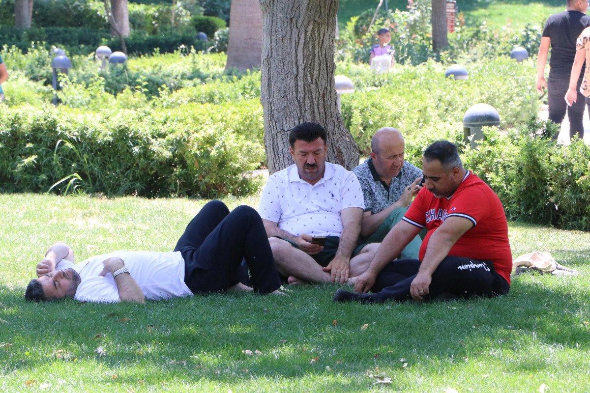 Şanlıurfa'da sıcaklık 40 dereceye çıktı