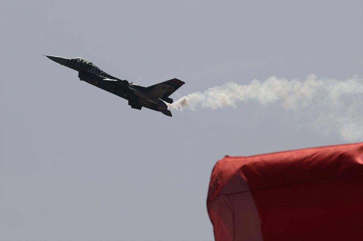 SOLOTÜRK İstanbul semalarında