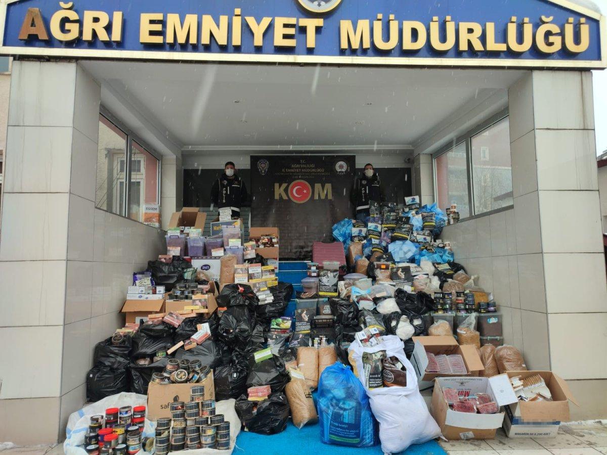 Ağrı polisinden kaçakçılara darbe