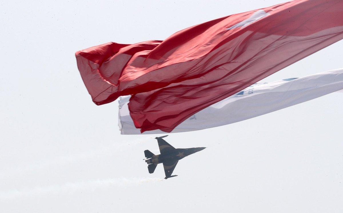 SOLOTÜRK İstanbul semalarında