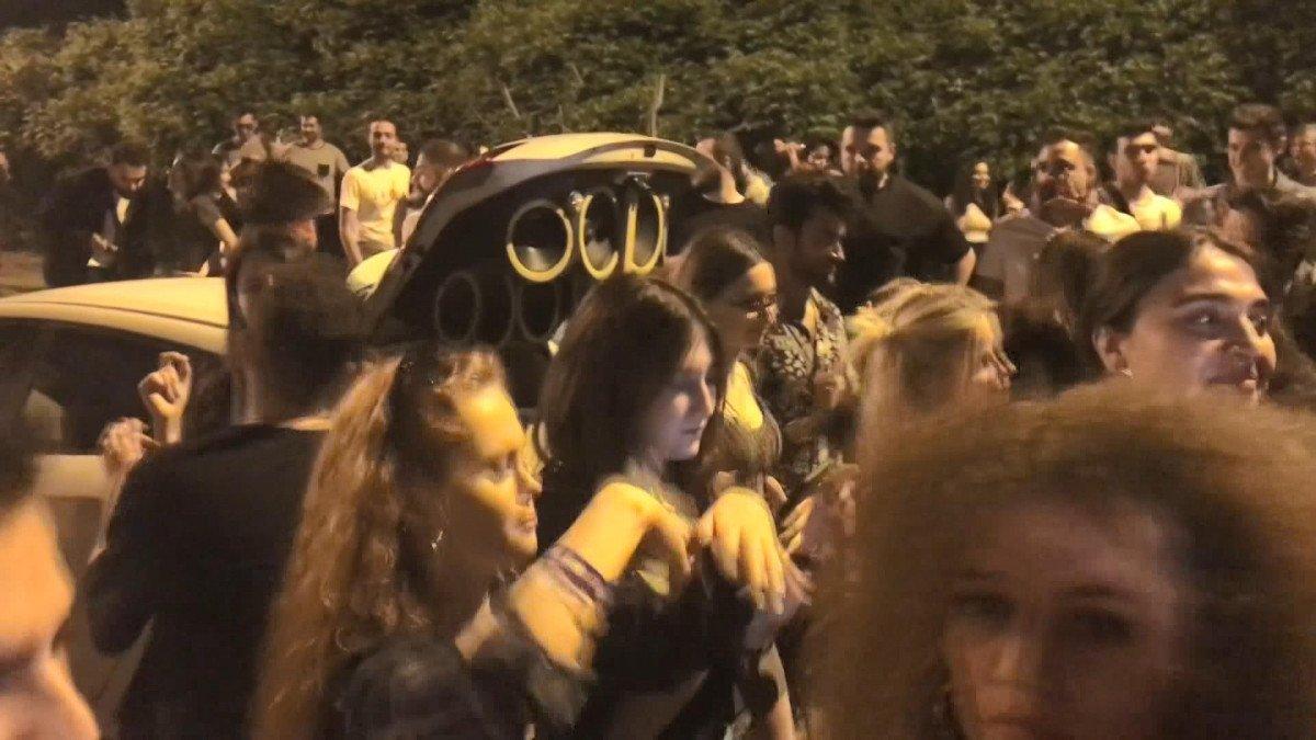 Şişli’de konser sonrası sokakta taşkınlık