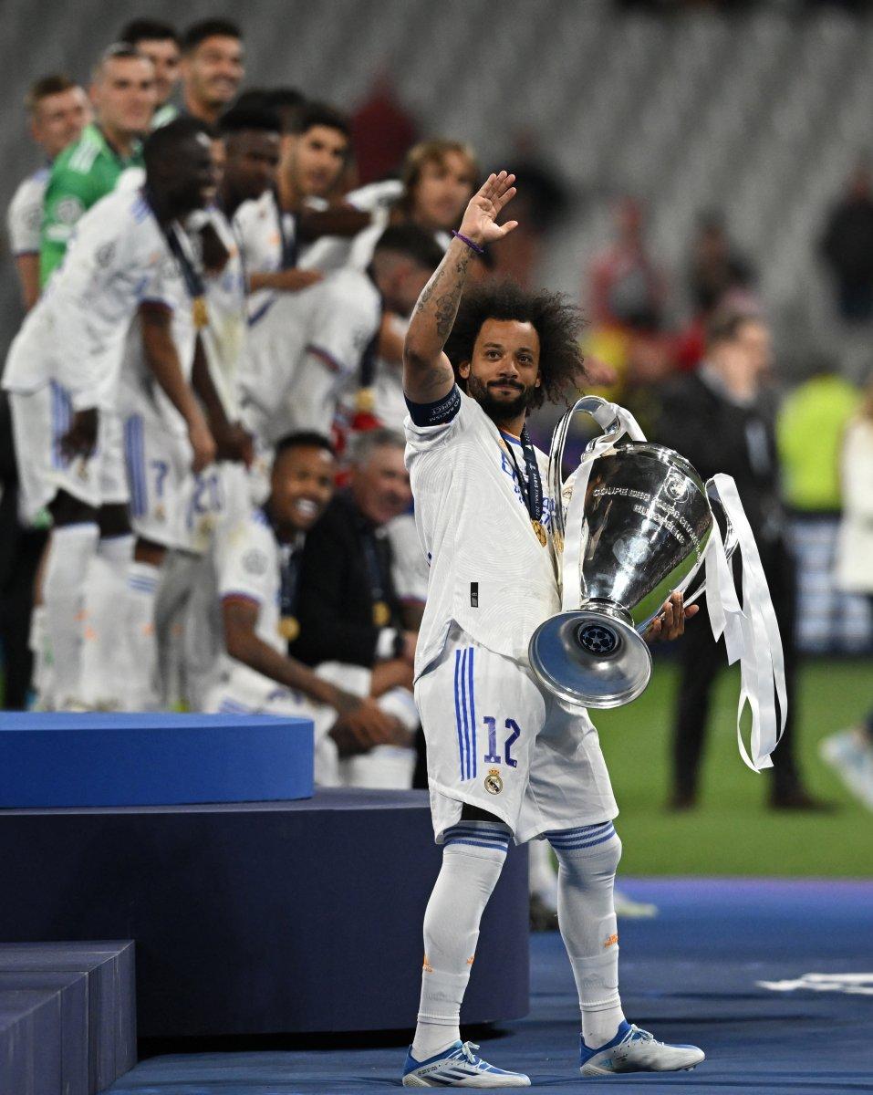 Marcelo, Real Madrid'e veda etti