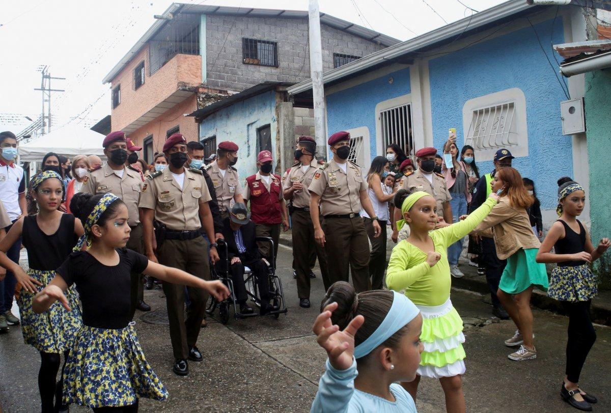 Dünyanın en yaşlı adamı 113'üncü yaşını kutladı