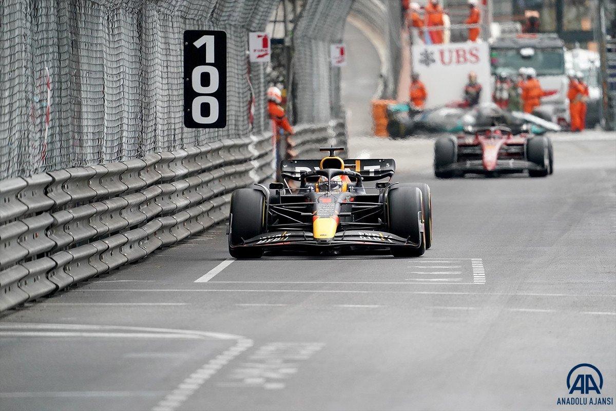 F1 Monako Grand Prix'sinde kazanan Perez