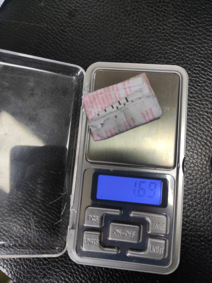 Kağıthane’de bir kadın kulağındaki telefonu çaldırdı