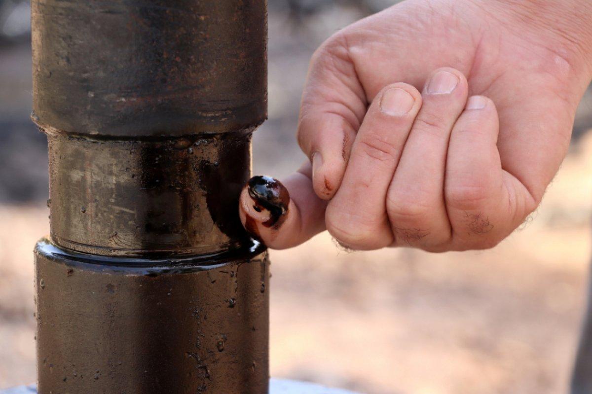 Manisa'da sondaj kuyusundan çıkan 'siyah sıvı', incelemeye alındı