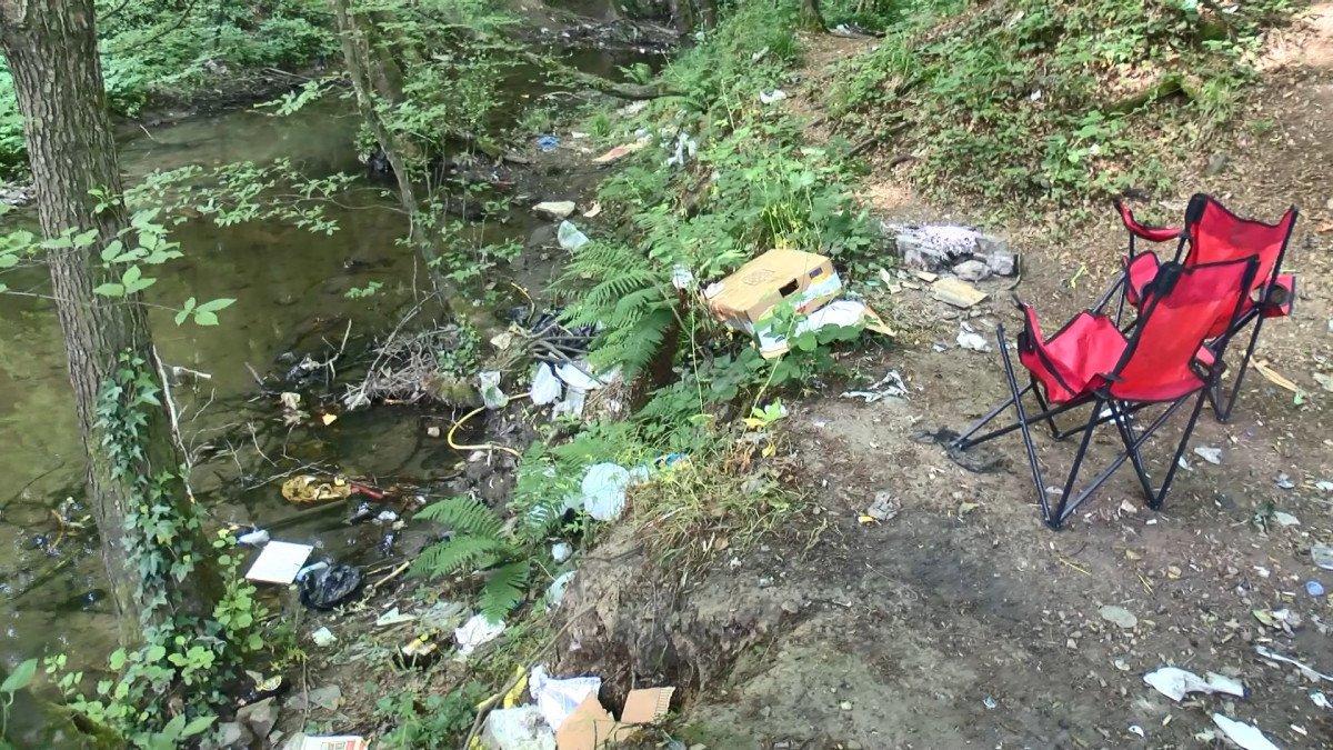 Belgrad Ormanı'ndan piknikçiler gitti, çöpler kaldı
