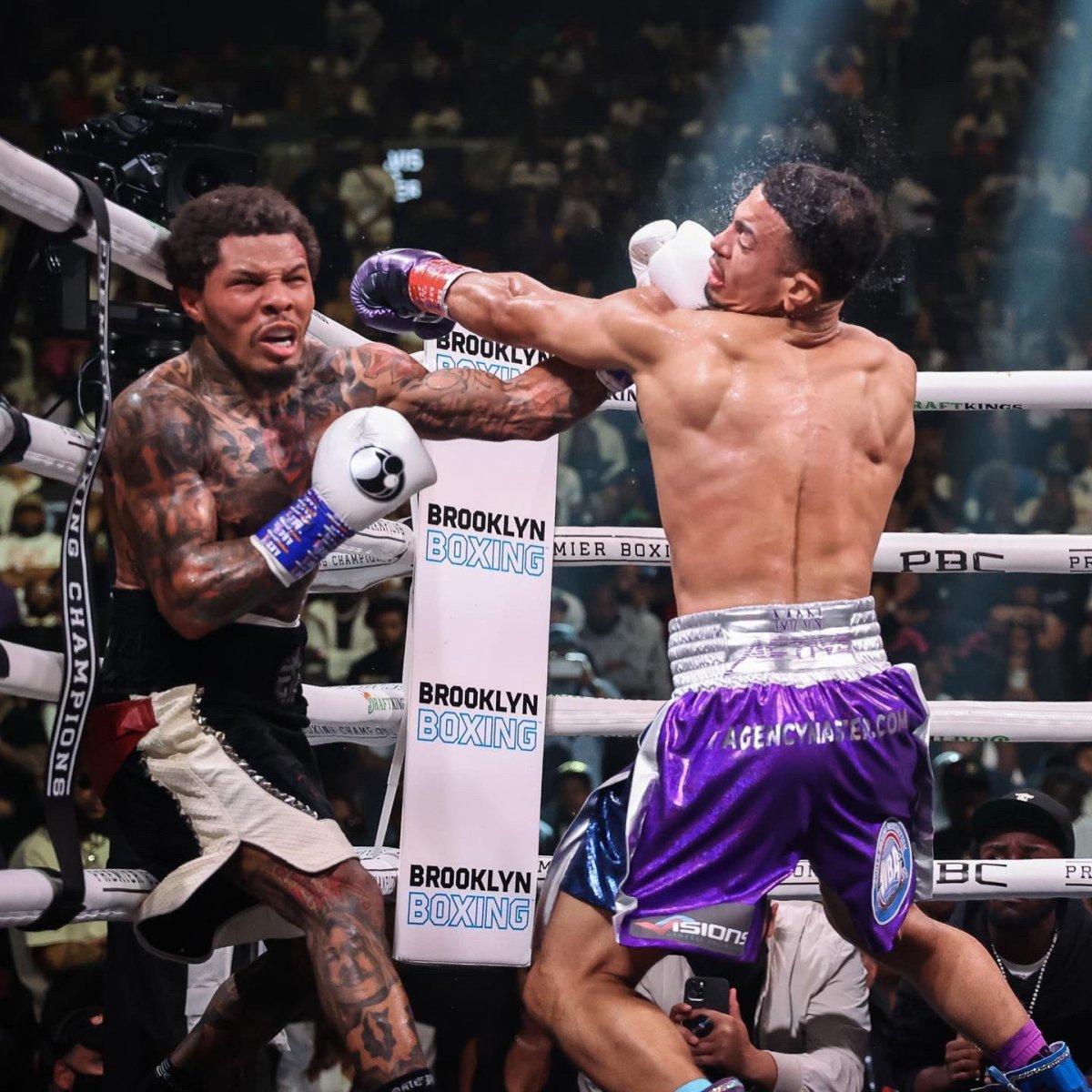 Mayweather'in öğrencisi Gervonta Davis nakavtla kazandı