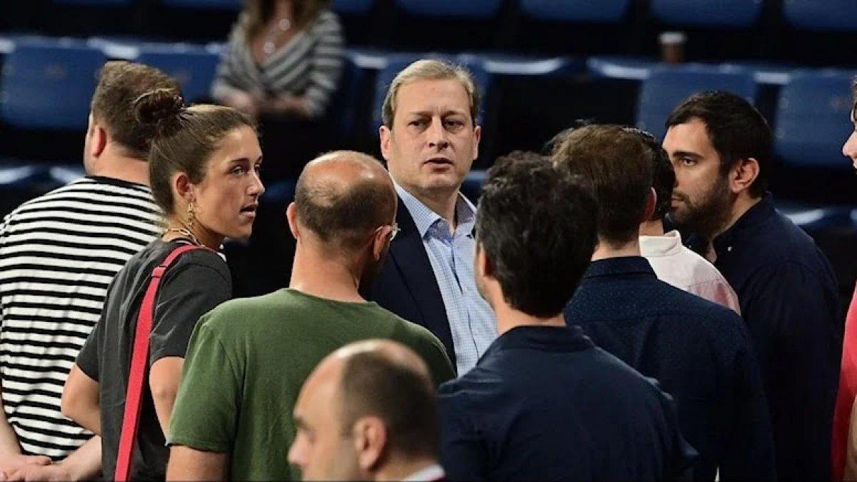 Ergin Ataman'dan Burak Elmas'a özür