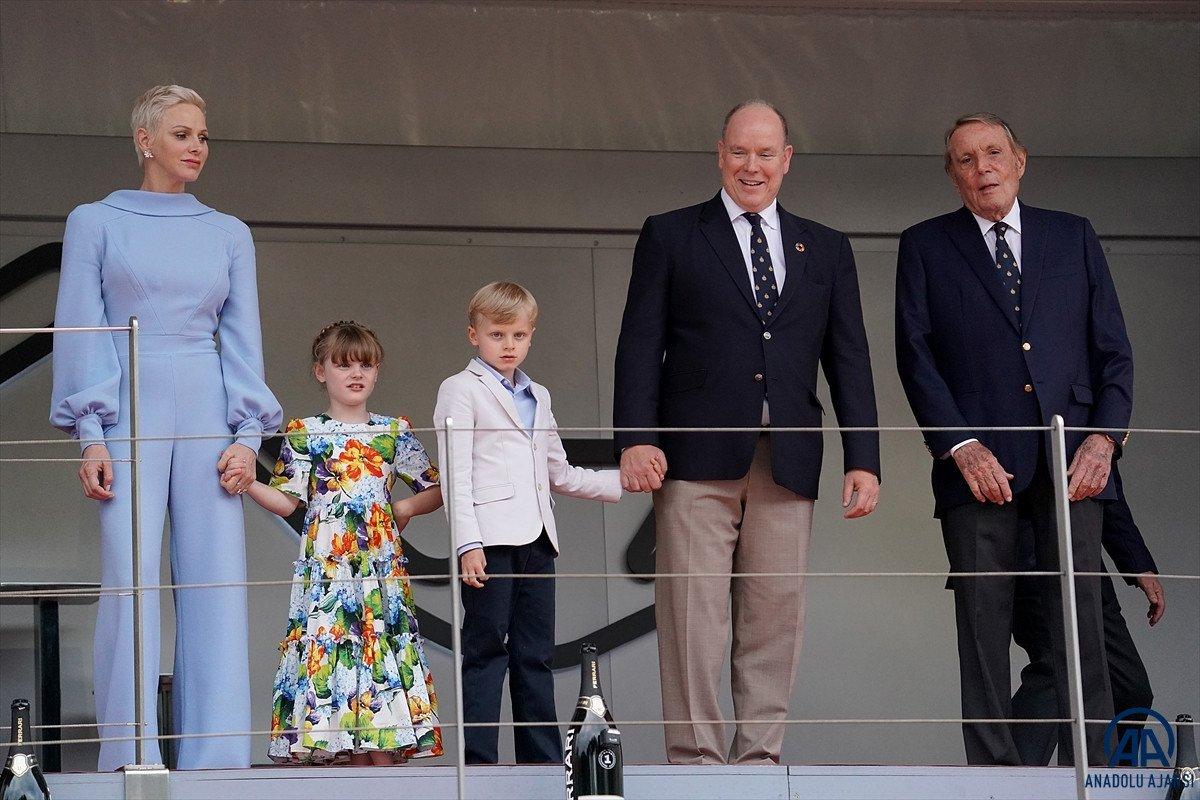 F1 Monako Grand Prix'sinde kazanan Perez