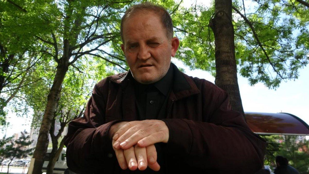 Kayseri'de sürekli kaşınan adam yardım bekliyor