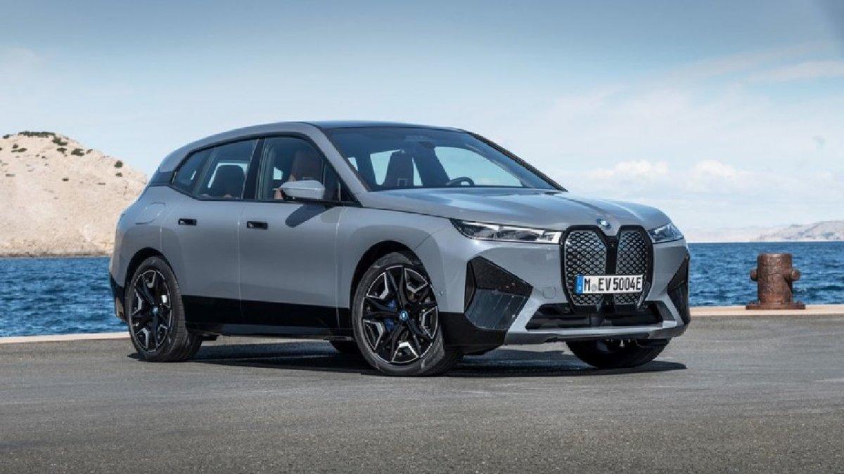 BMW İX