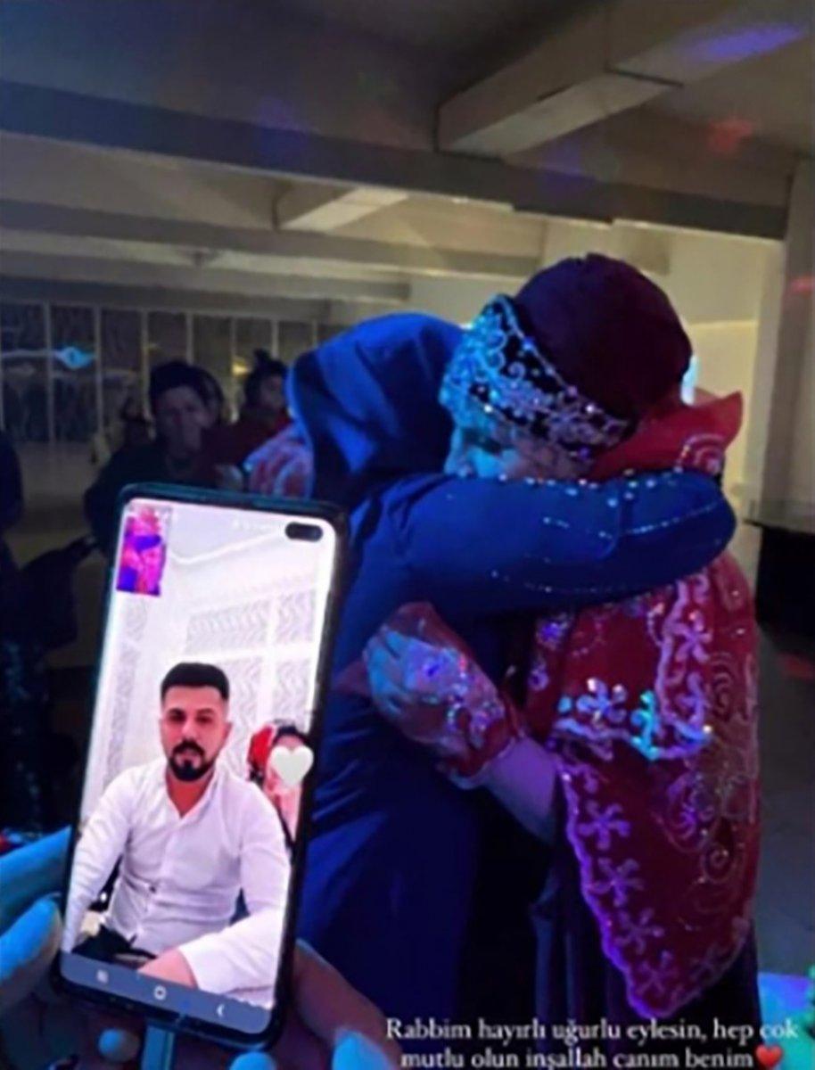 Vize alamayan Sivaslı damat, düğününe online katıldı