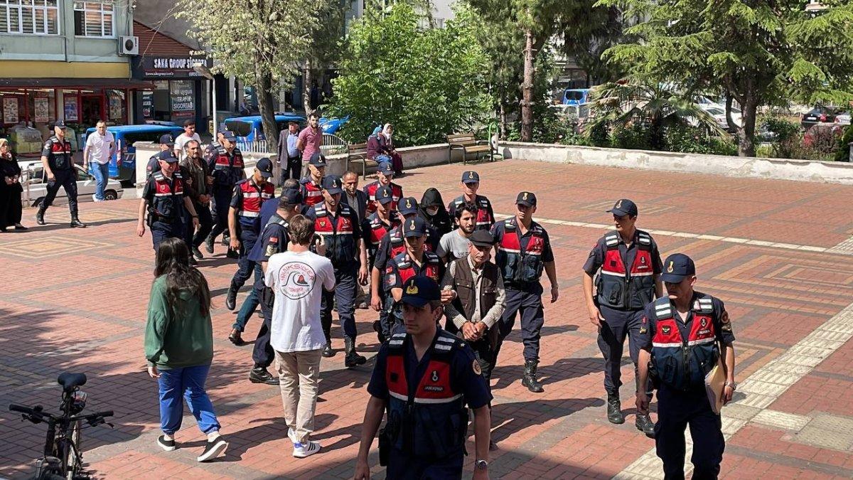 Zonguldak'ta kesik baş cinayetindeki şüpheliler adliyede