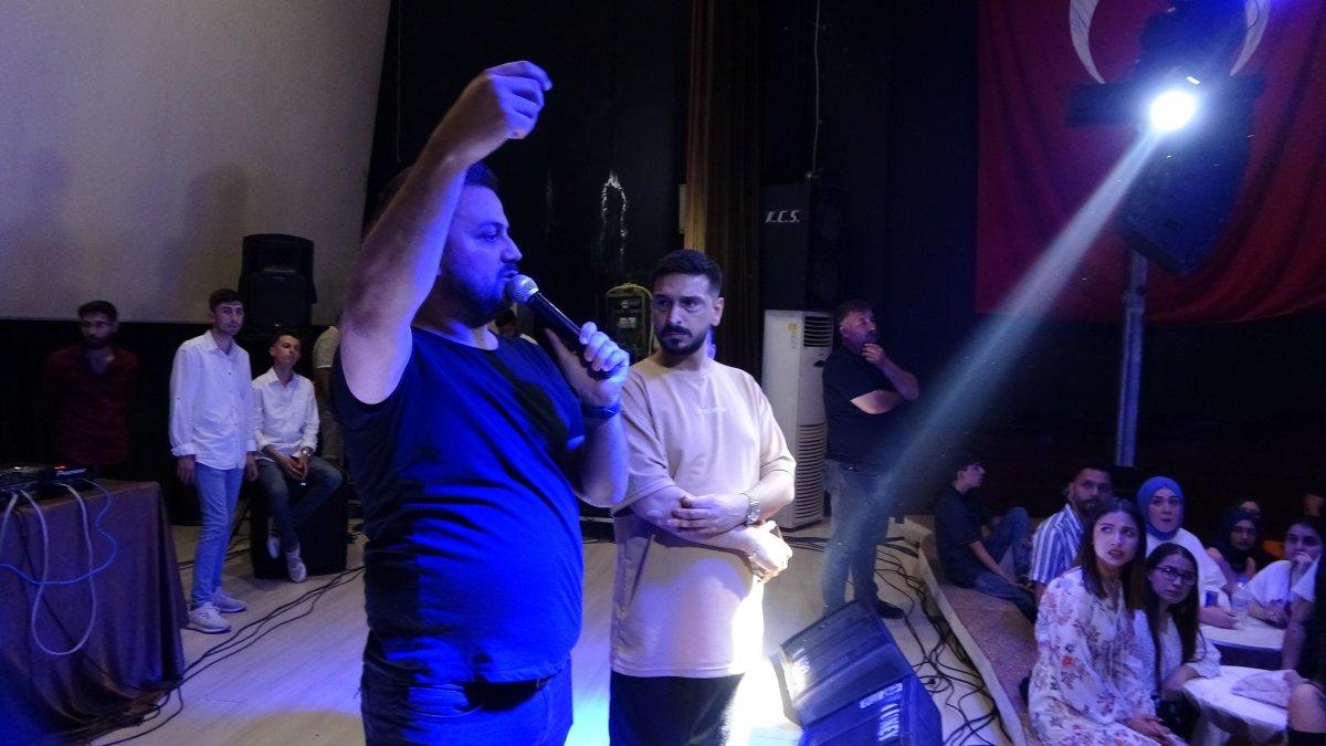 Burak Bulut ve Kurtuluş Kuş, sahneye çıkmayınca tepki gördü