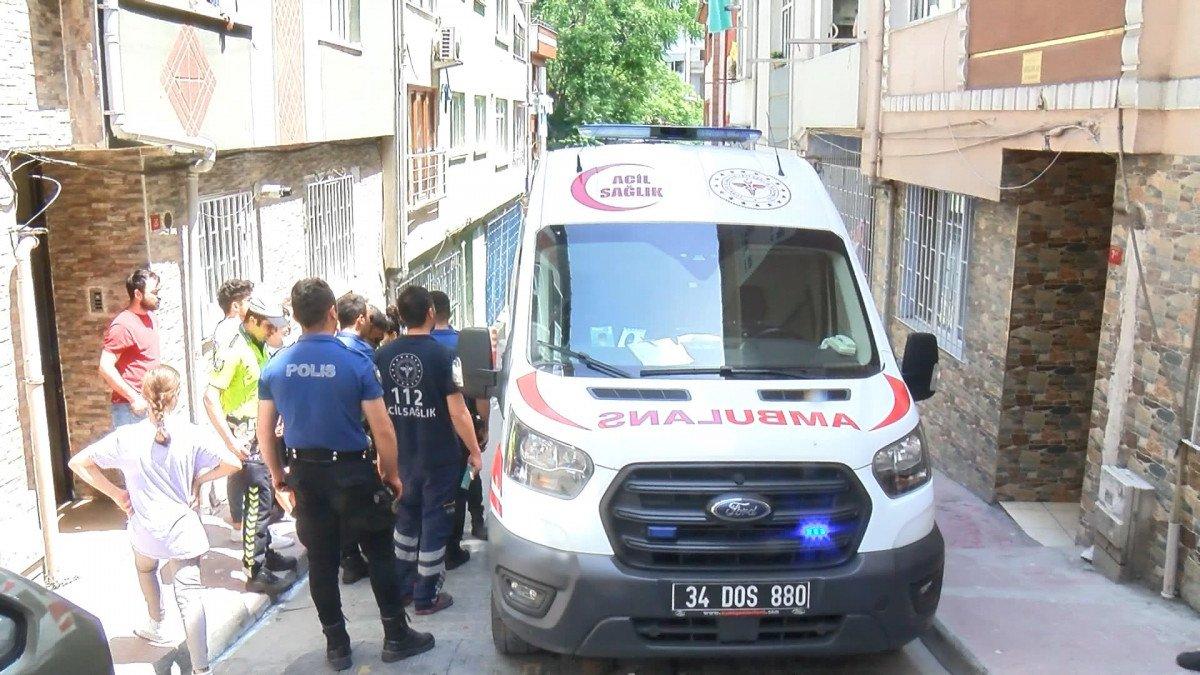 Beyoğlu'nda torununu kazadan kurtaran dede, yaşamını yitirdi