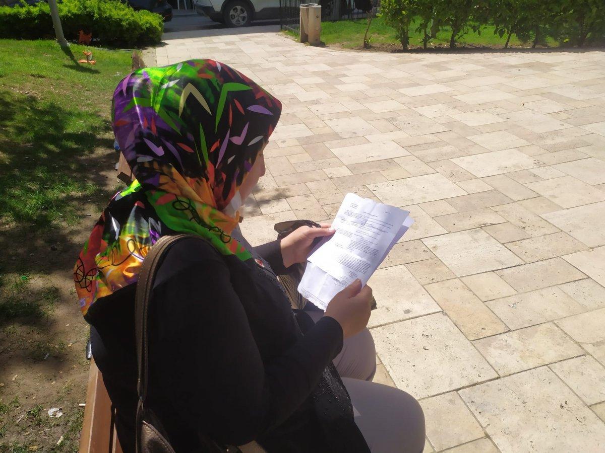 Denizli’de alışveriş tutkunu kadın icralık oldu