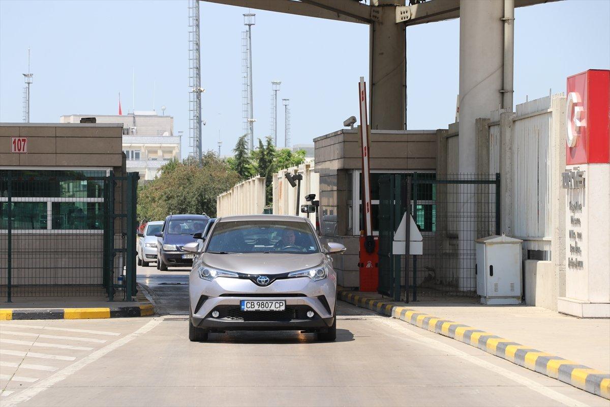 Sınır kapılarında 'testsiz geçiş' günleri başladı