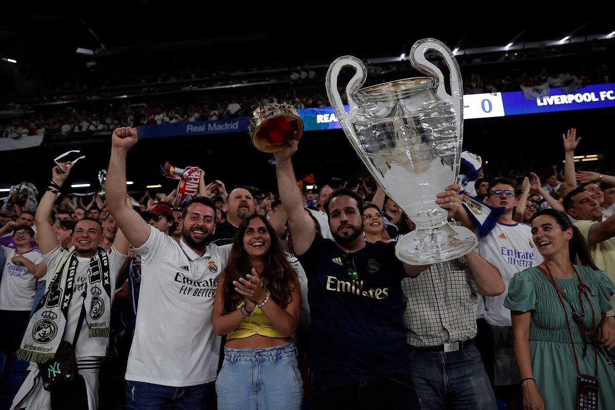 Fransa'dan Liverpool-Real Madrid maçı hakkında 'zafiyet' itirafı