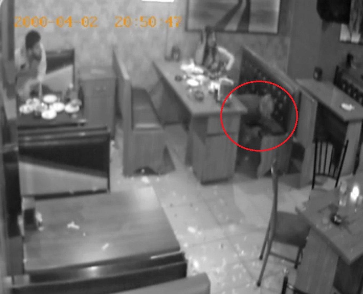 Adana'da pavyondaki silahlı saldırı kamerada