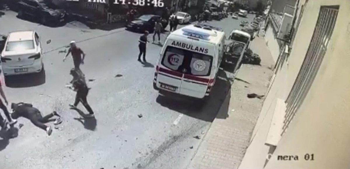 Sarıyer'de ambulans şoförü direksiyonu kırdı, faciadan kıl payı dönüldü