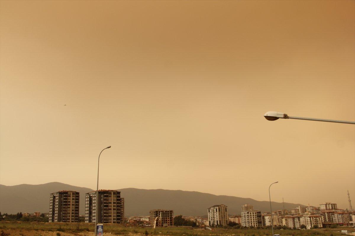 Güneydoğu Anadolu bölgesi toz taşınımına teslim