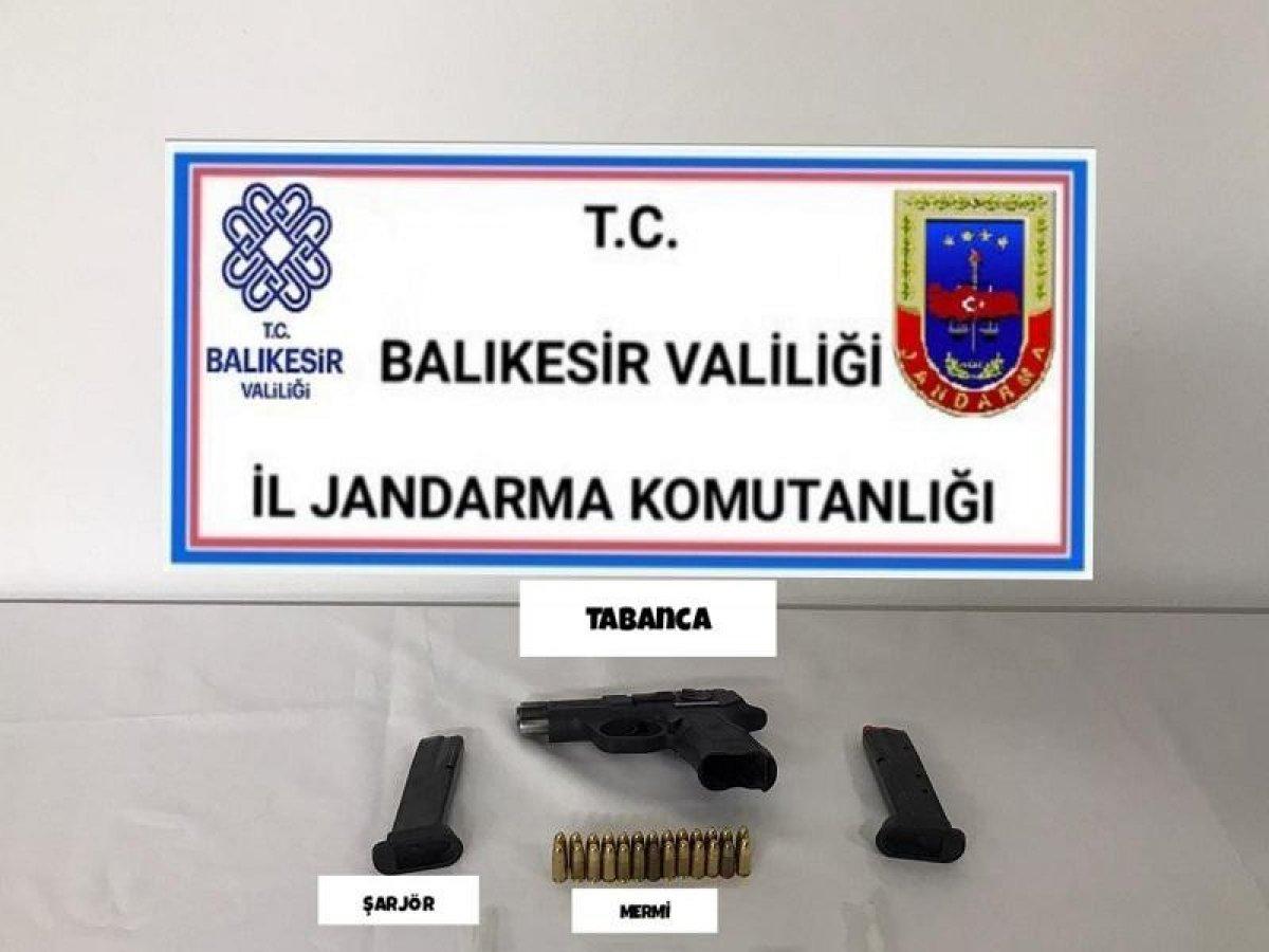 Balıkesir'de güvenlik güçleri suçlulara göz açtırmıyor