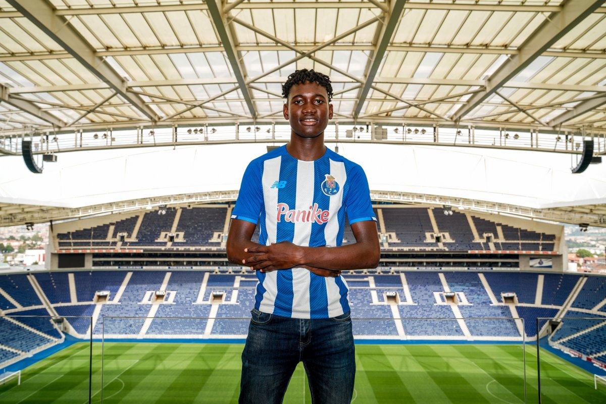 Porto'nun yeni transferinin yaşı şaşırttı