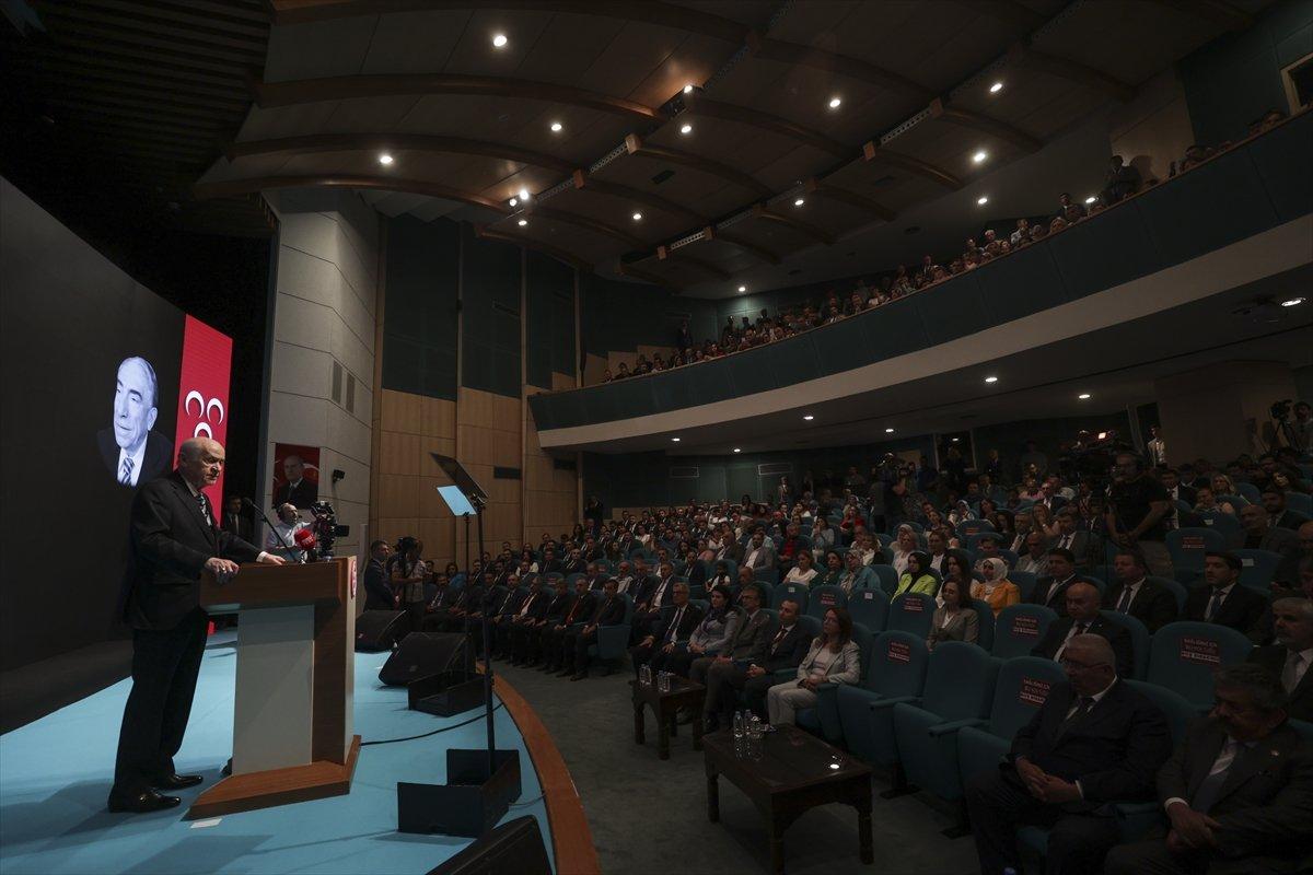 Devlet Bahçeli: Teröriste terörist diyemeyen siyasetçi değildir