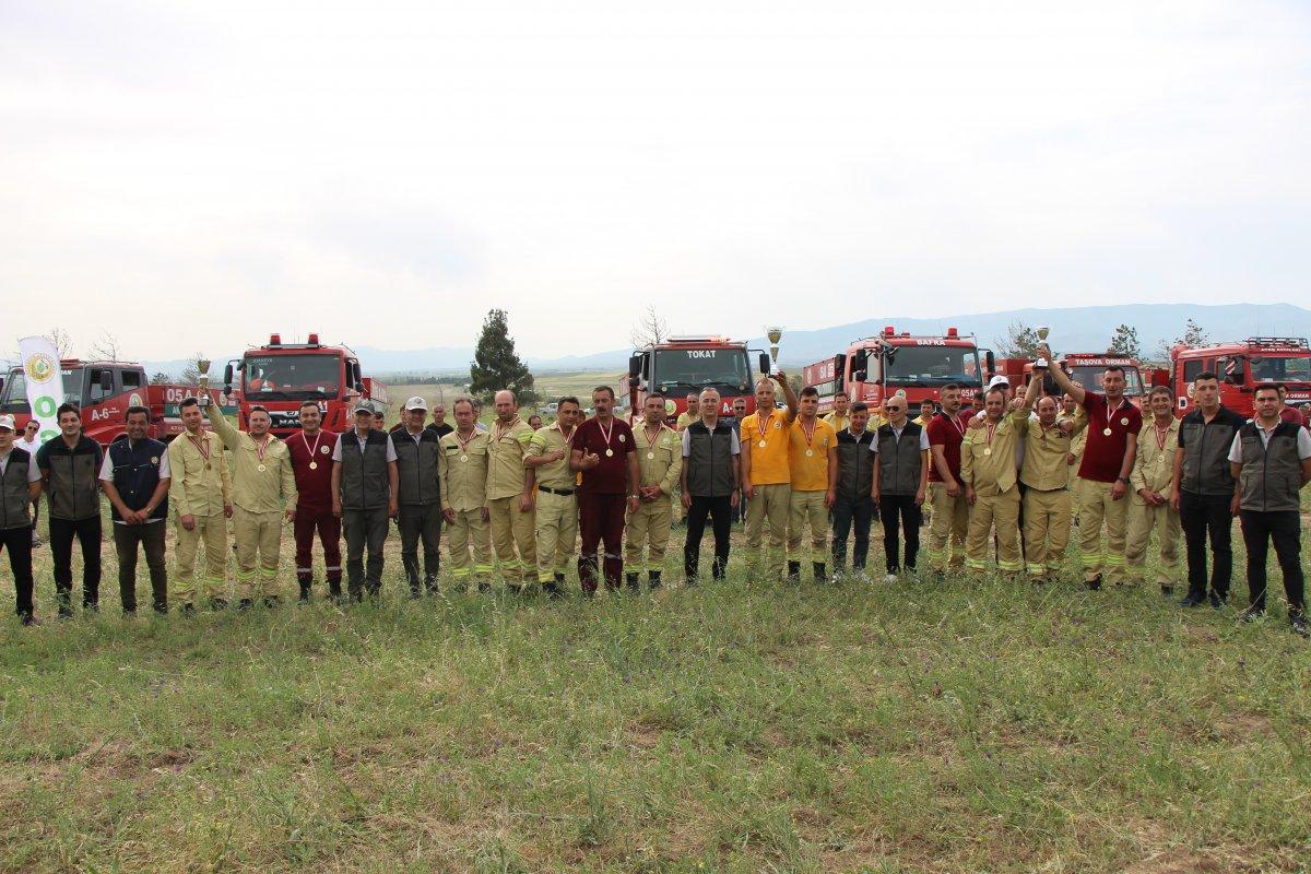 Amasya'daki yangın söndürme ekipleri kıyasıya yarıştı