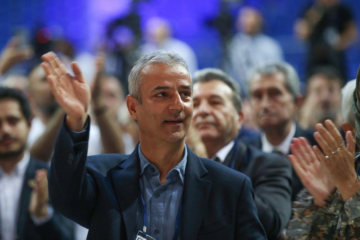 Moussa Sow: İsmail Kartal kalmayı hak etmişti