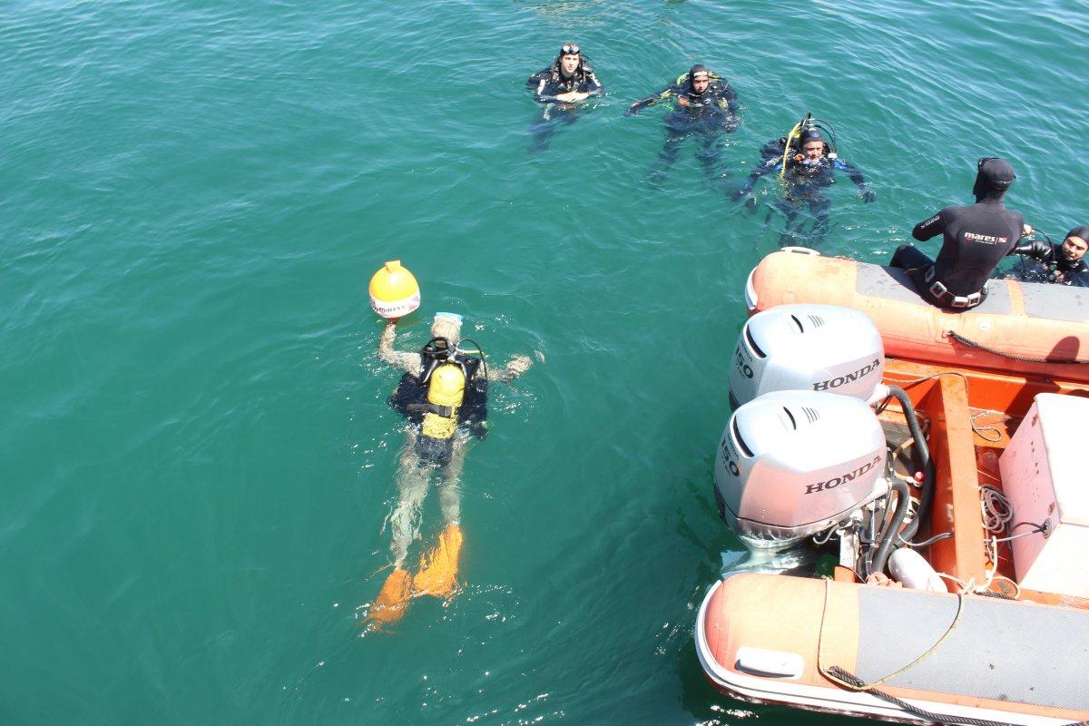 Tekirdağ'da ‘Çevre Haftası’ dolayısıyla Marmara Denizi'nde atık toplandı