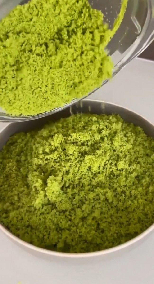 Baklavada ıspanak ve bezelye oyunu: Fıstık yerine koyulabiliyor