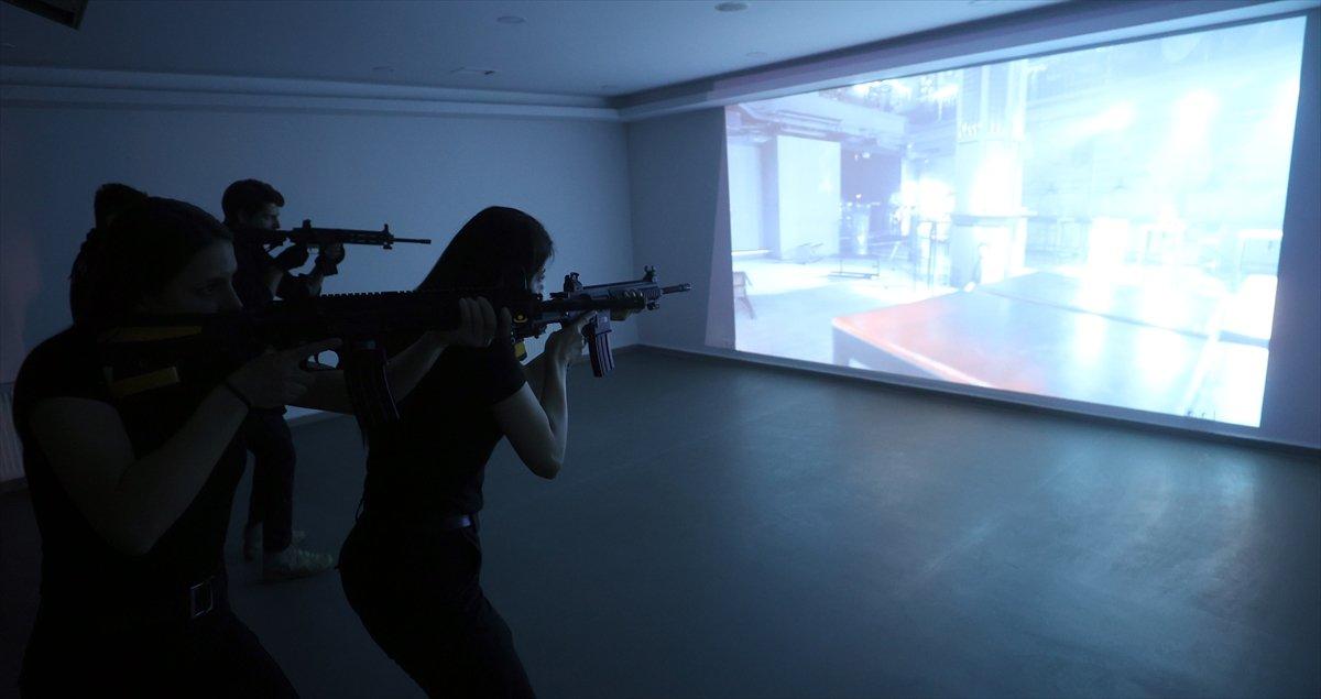 Koruma Eğitim Akademisi'nde zorlu VIP eğitimi