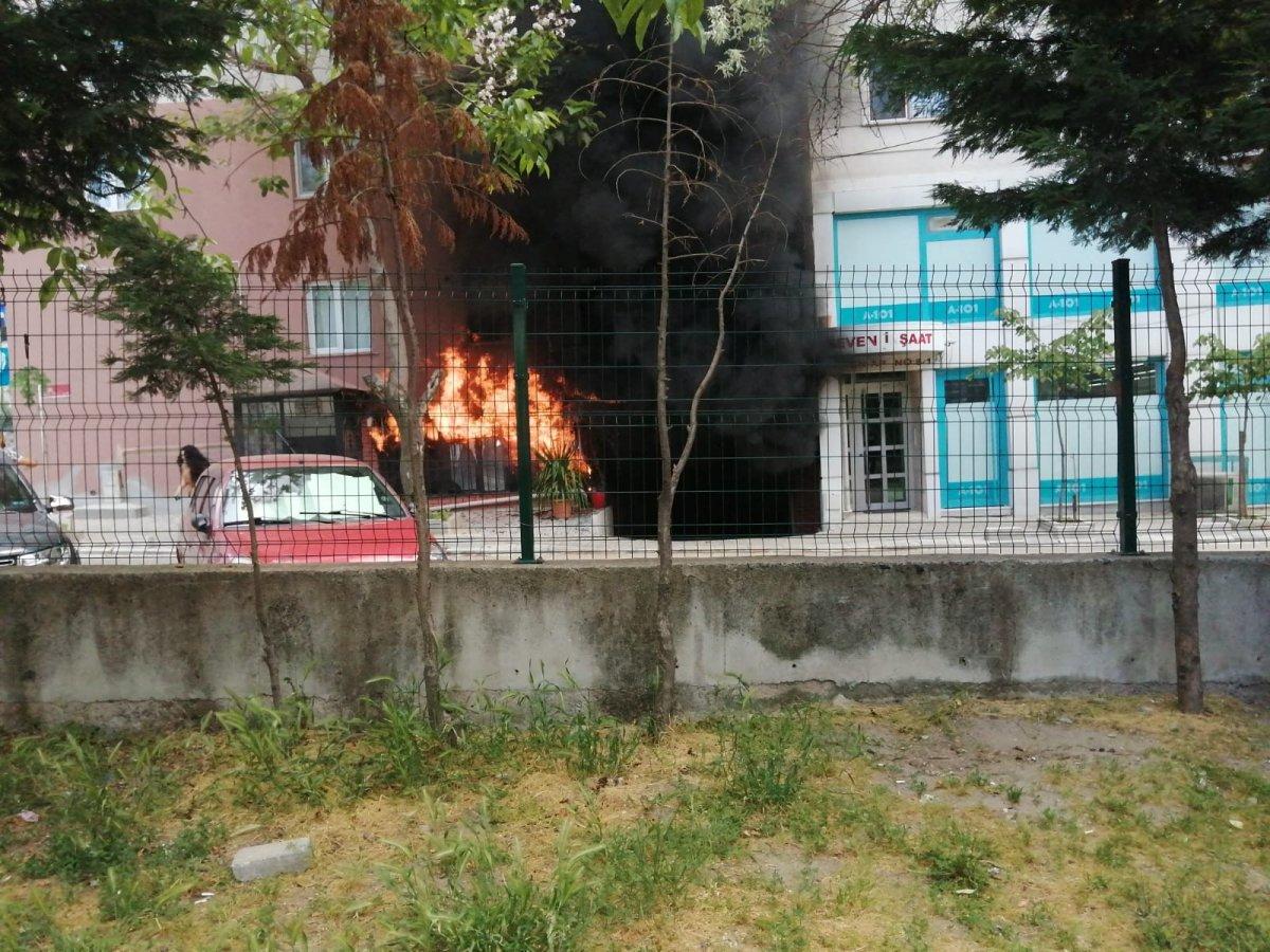 Tekirdağ'da yangını söndürmek isterken yanan manavcı hayatını kaybetti