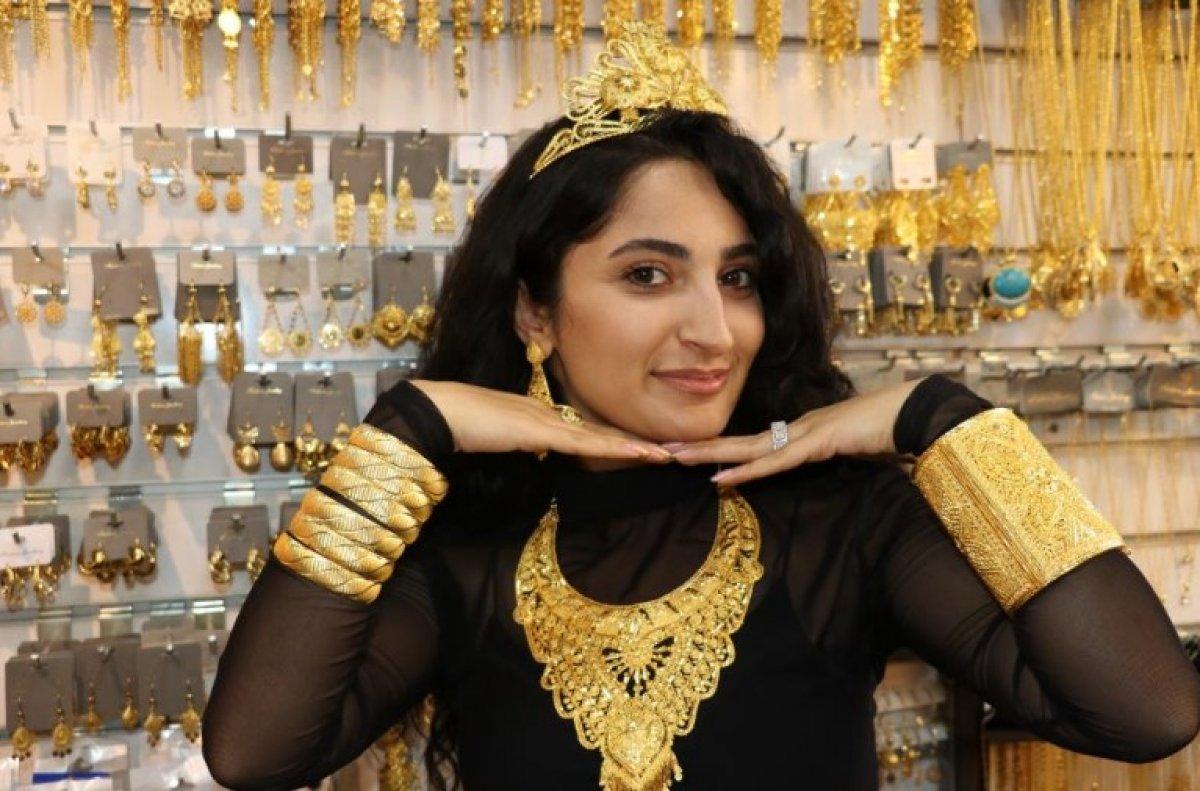 Altındaki artış, vatandaşları imitasyon takılara yöneltti