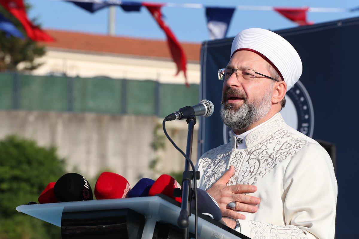 Pandemi sonrası ilk hac kafilesi İstanbul'dan uğurlandı