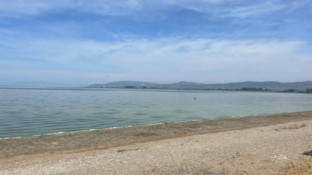 Bursa'da bakteri artışı nedeniyle İznik Gölü’ne girmek yasaklandı
