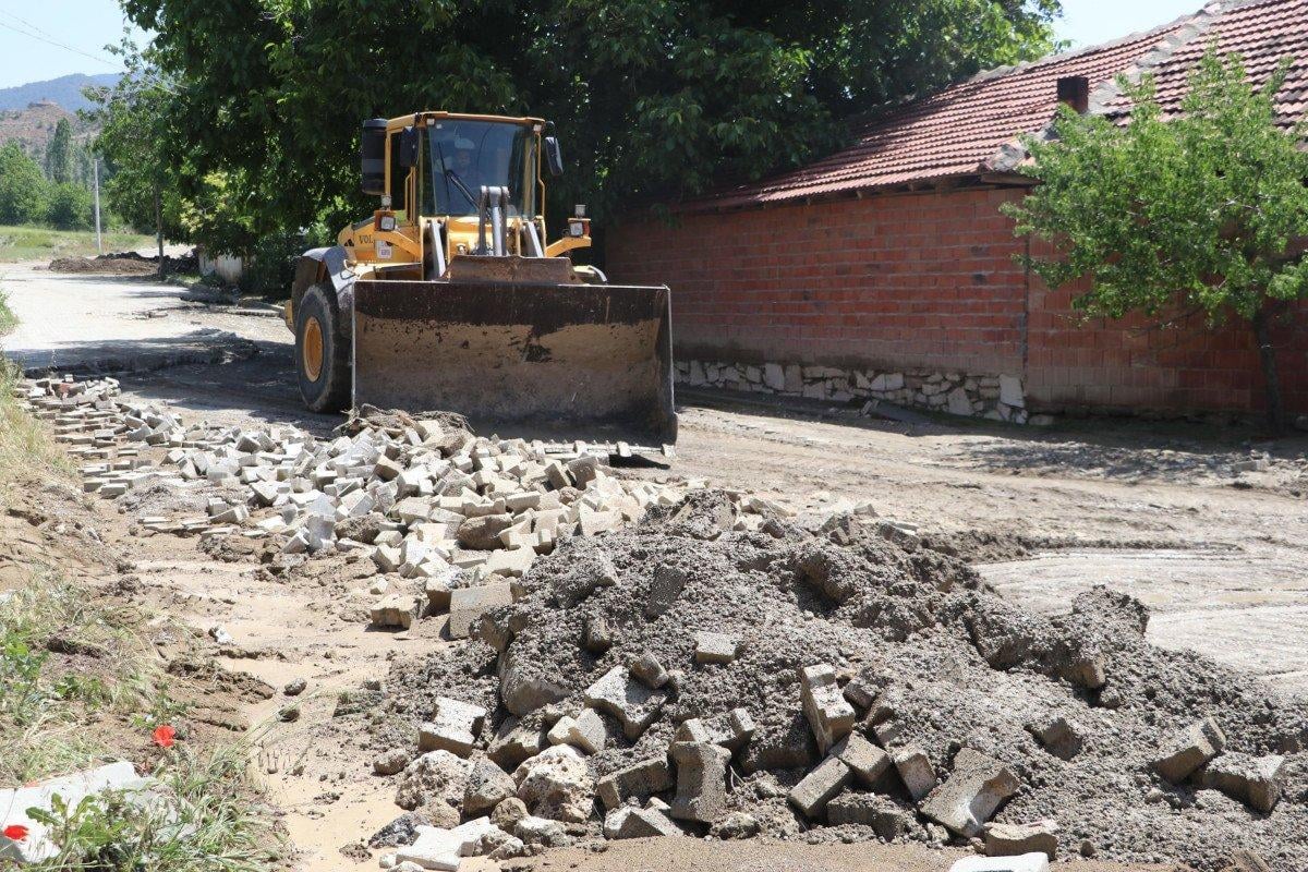 Denizli'de sağanak yağış: 3 mahalle sular altında kaldı