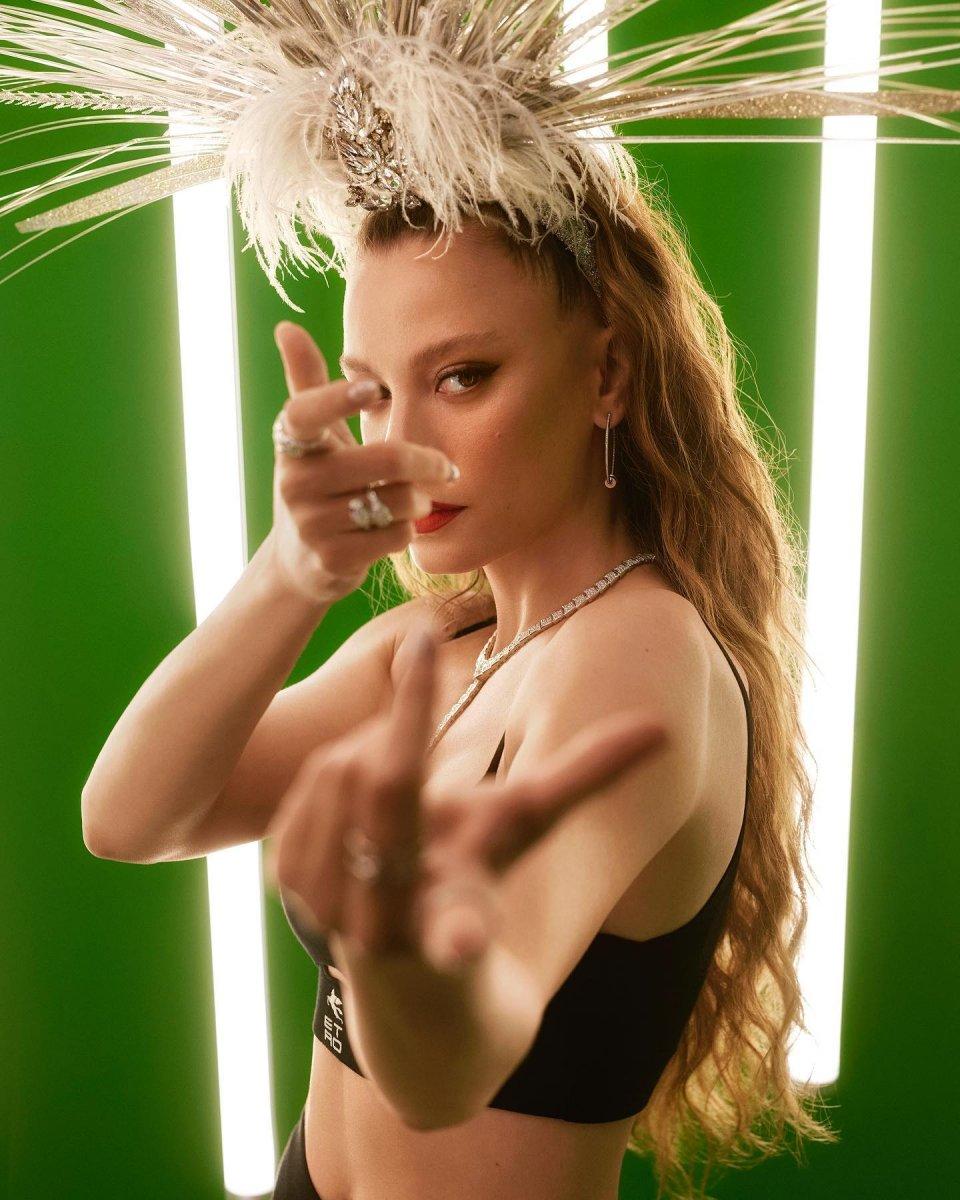 Serenay Sarıkaya:Başka kadınlar olabilmeyi çok seviyorum