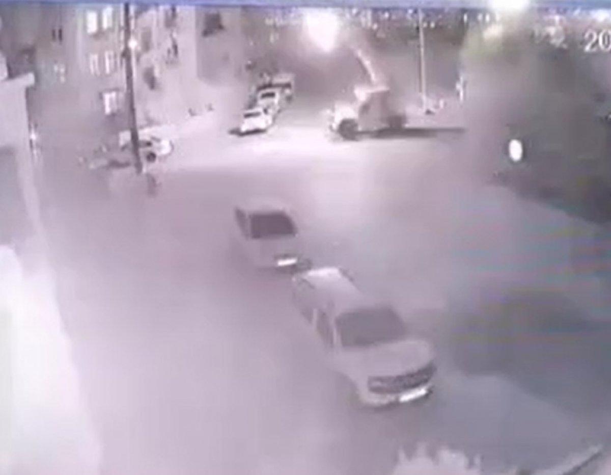 Antalya'da, forklift ile elektrik tellerini koparan sürücünün ehliyetine el konuldu